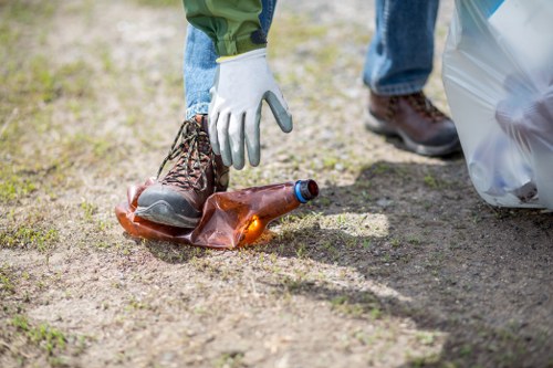 Professional staff managing house clearance in Ilford